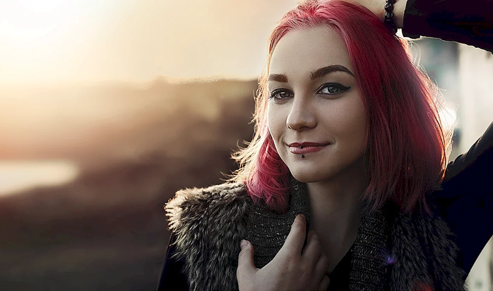 Anna Smile Model
