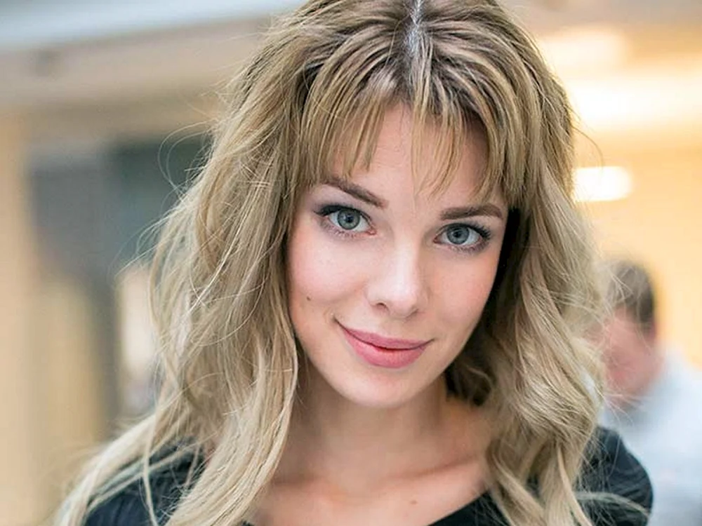 Anna Starshenbaum Schauspielerin