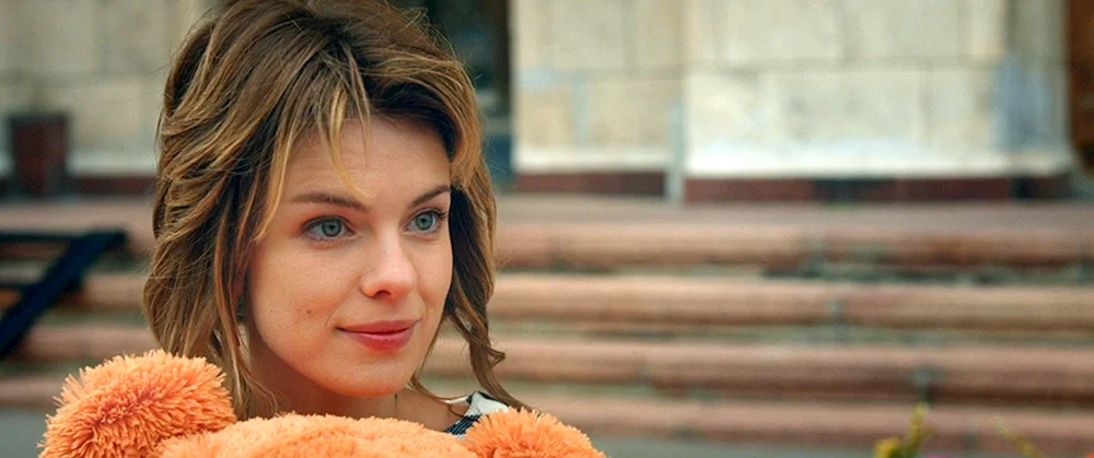 Anna Starshenbaum Schauspielerin