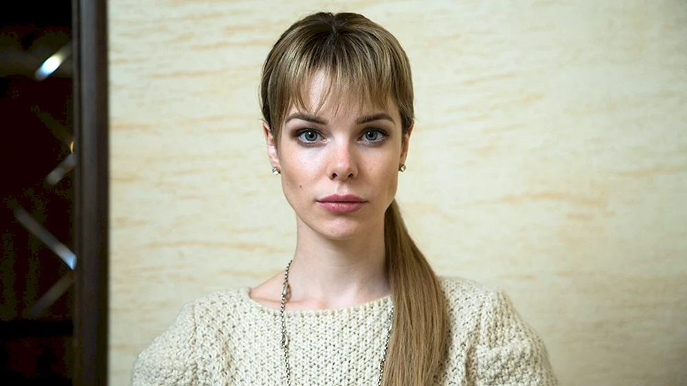Anna Starshenbaum Schauspielerin
