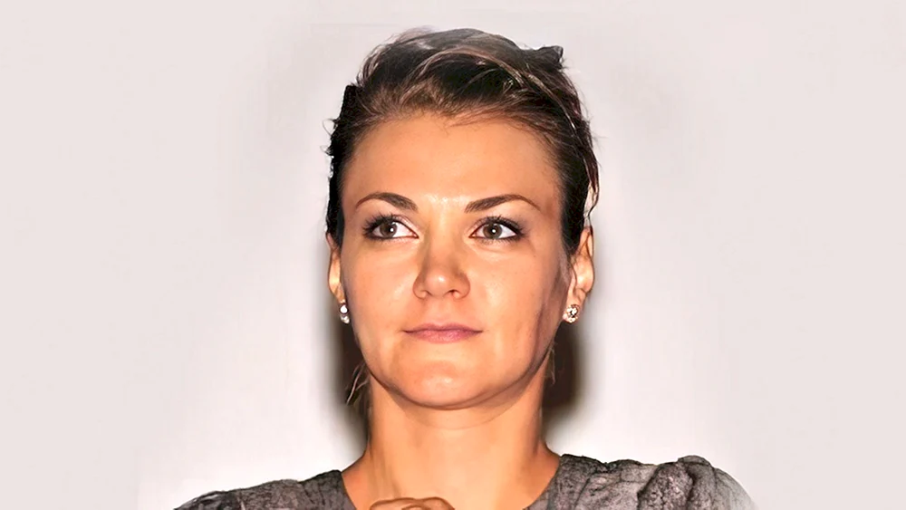 Anna Ukolova Schauspielerin