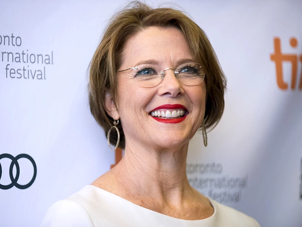 Annette Bening