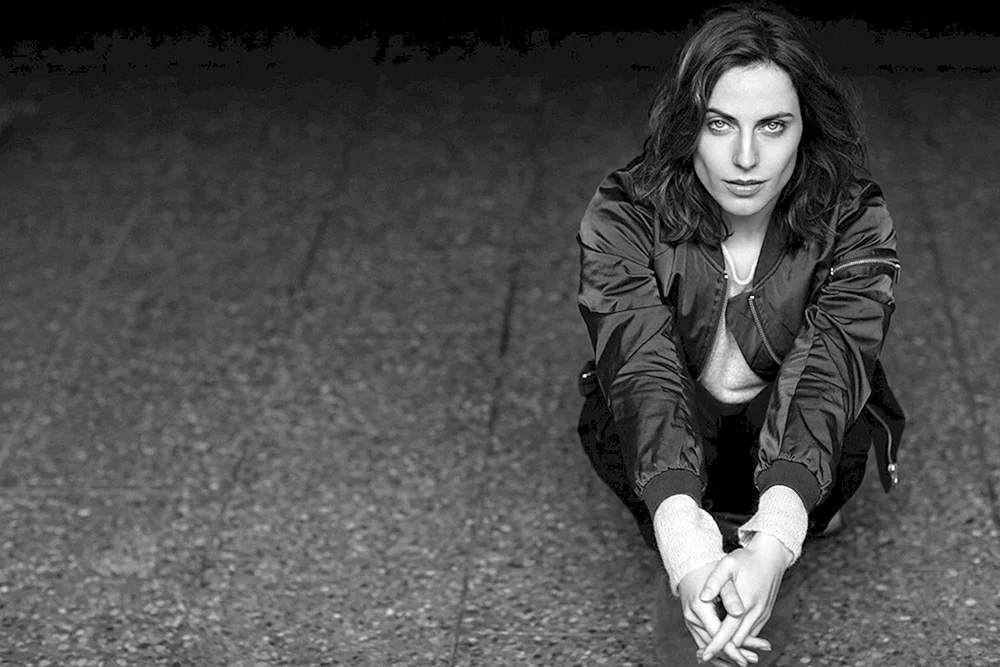 Antje Traue hot