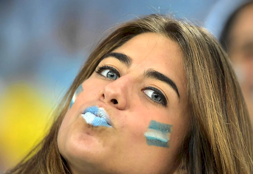 Larissa Riquelme