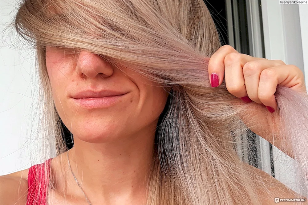 Arctic blond Haarfarbe Foto