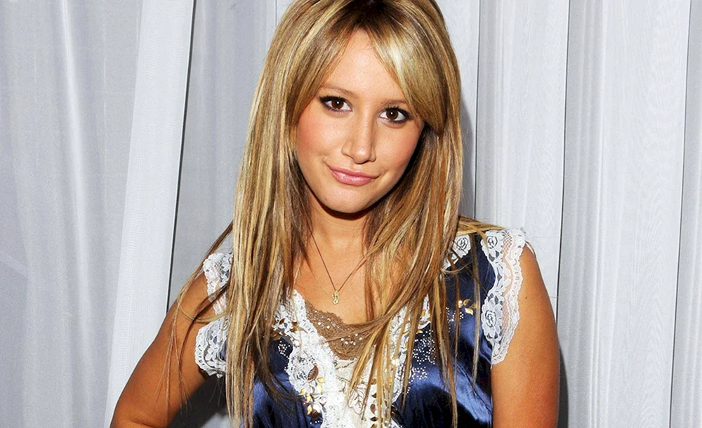 Ashley Tisdale 2021