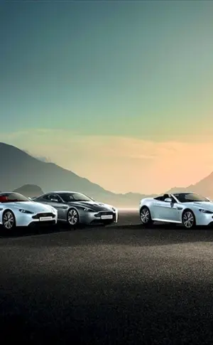 Aston Martin Vantage 2012