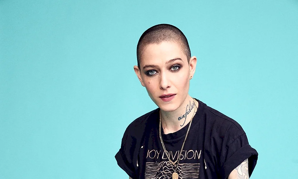 Asien Kate Dillon