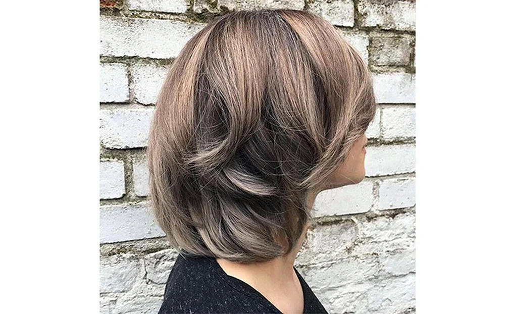 Balayage für kurzes Haar