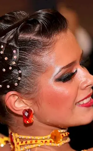 Tanzfrisuren