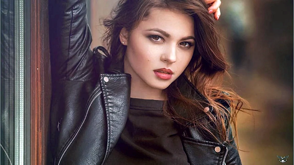 Barbara Palvin mit 18 ist ein lebhaftes Mädchen