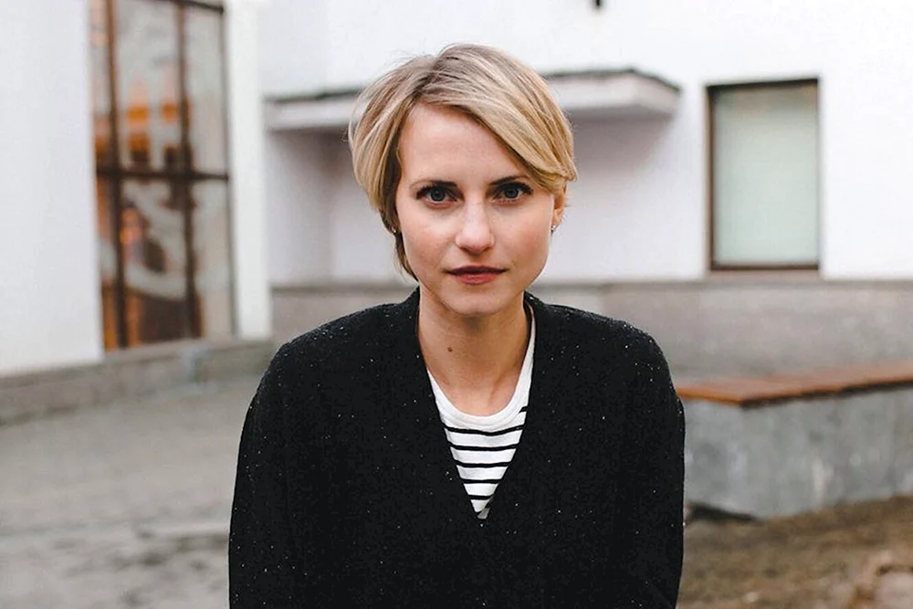 Anna Begunova Anna Begunova Schauspielerin
