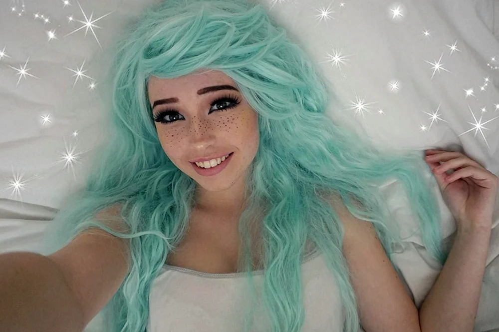 Bella Delphine