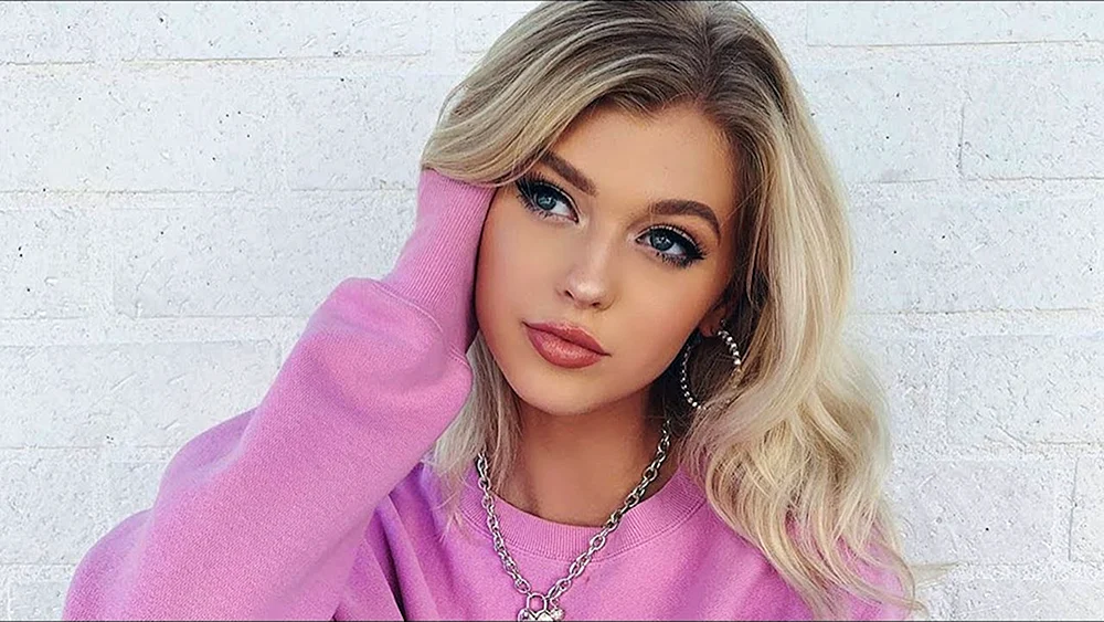 Bella Grau Biografie