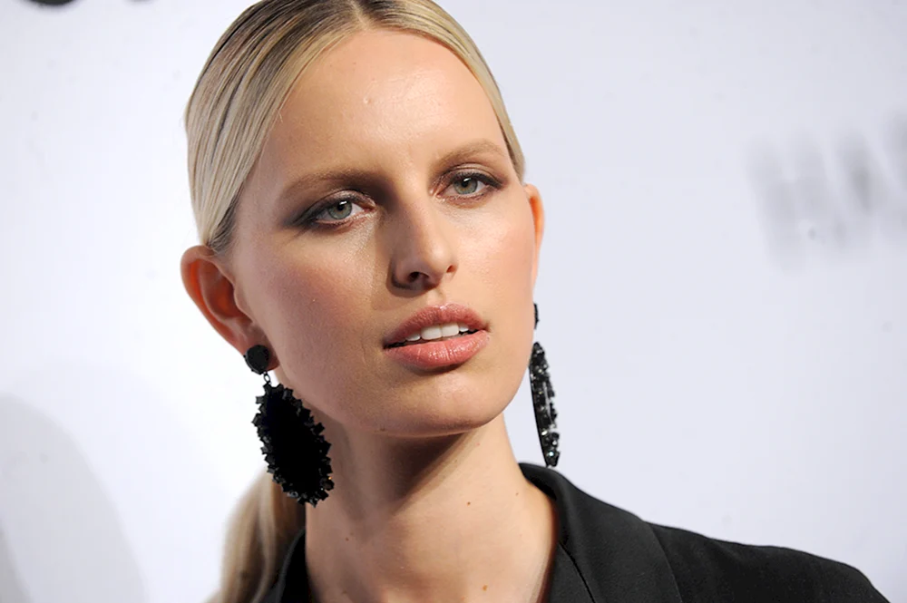 Karolina. Kurkova in ihrer Jugend