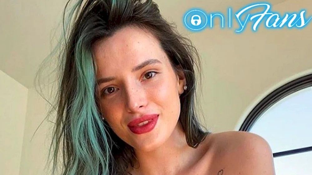 Bella Thorne 2023