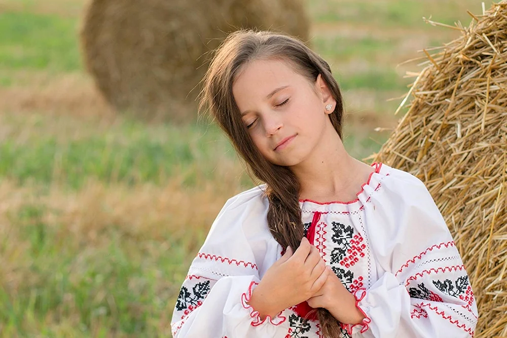 Schöne ukrainische Mädchen