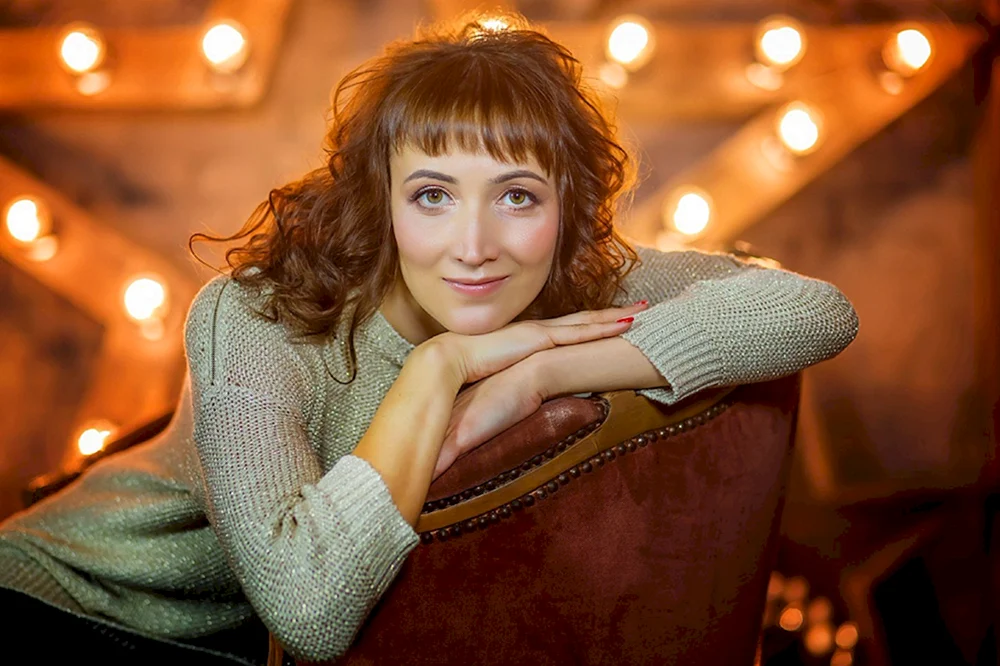 Olga Belova Fernsehmoderatorin