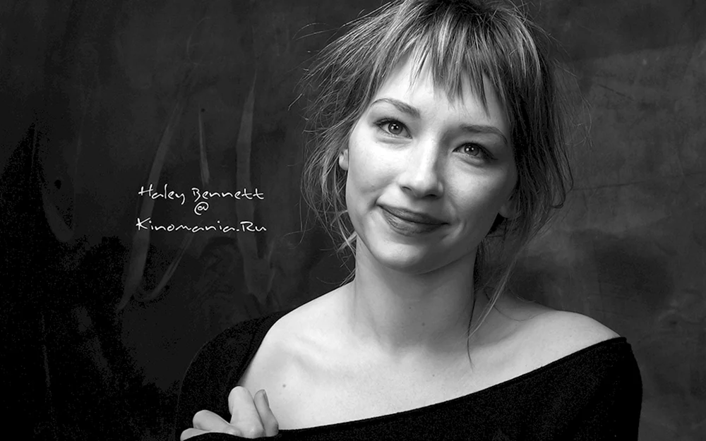 Haley Bennett photo