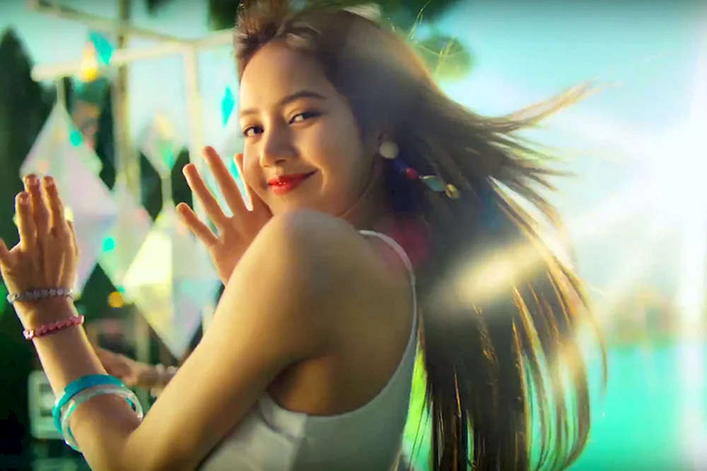 BLACKPINK Lisa ohne Pony