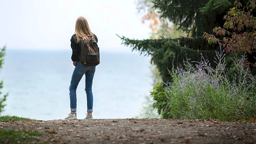 Blond von hinten