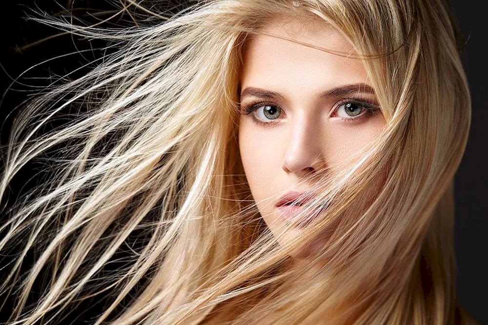 Blondes mit Fransen lange Haare