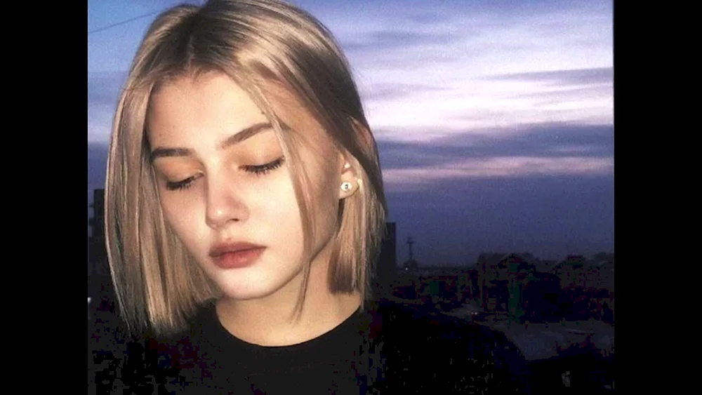 Blondinen mit braunen Haaren Teenager