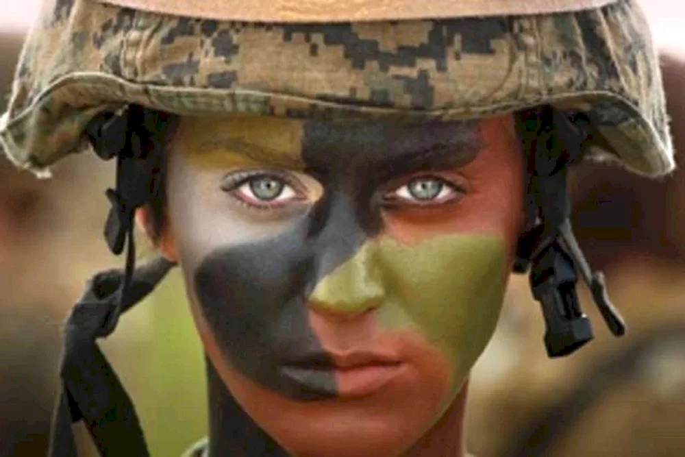 Militärisches Tarngesicht