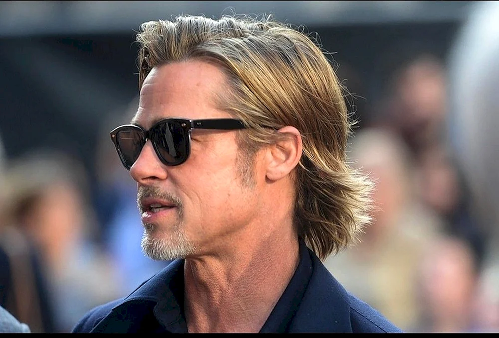 Brad Pitt boxy haircut