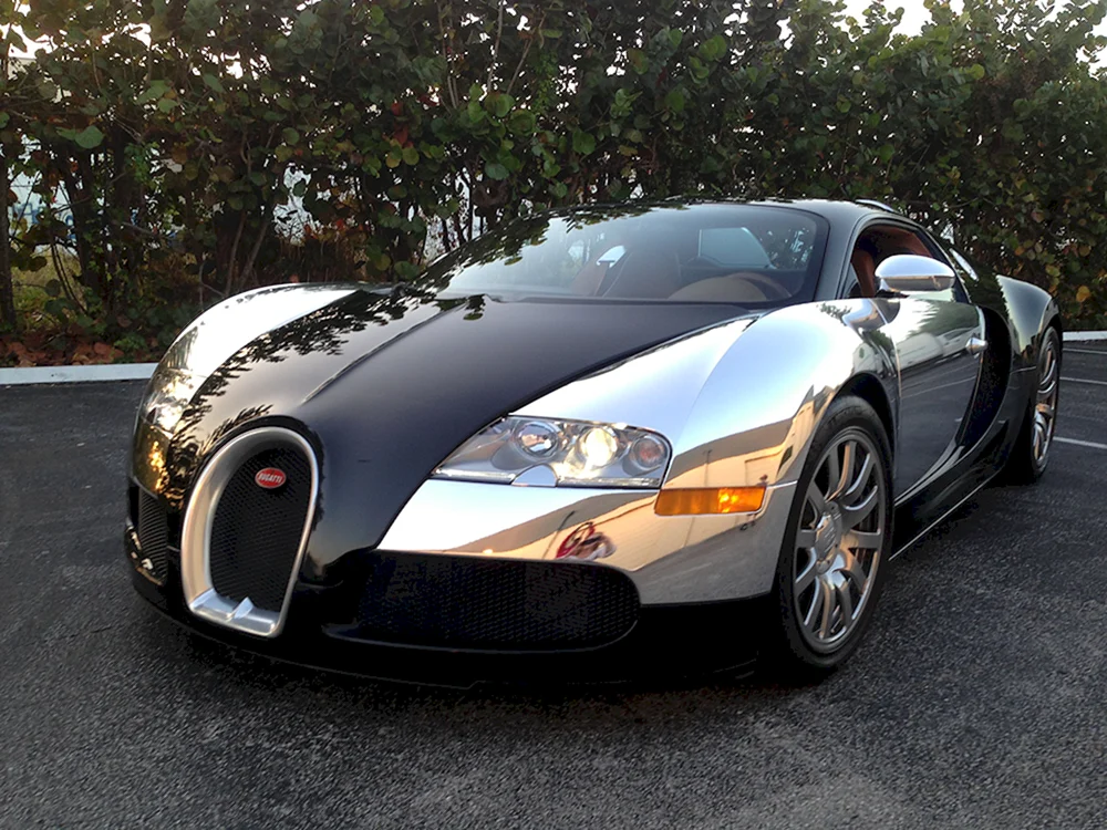 Bugatti Veyron 2000