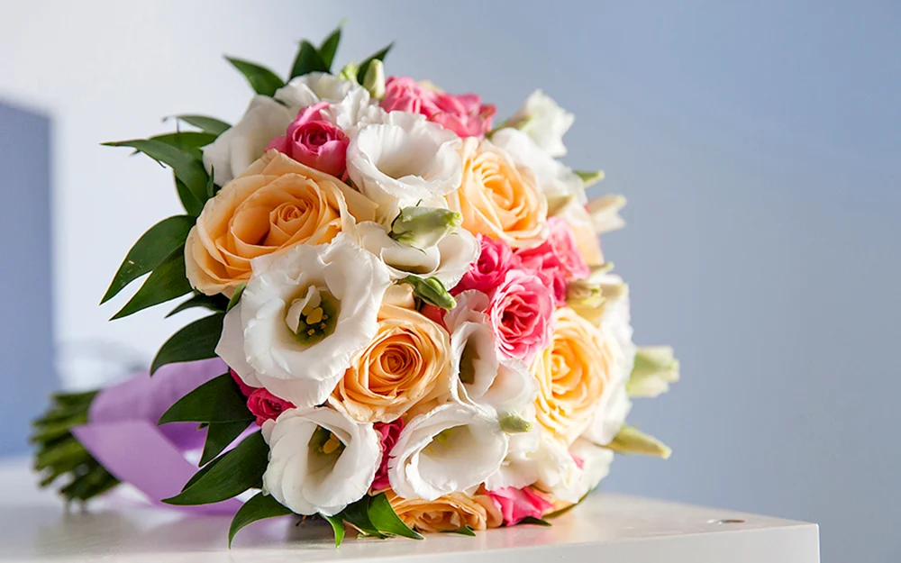 Luxuriöser Blumenstrauß