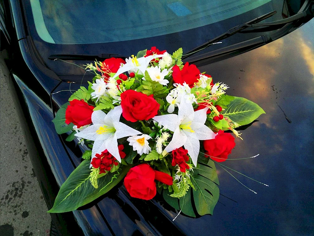 Blumenstrauß im Auto
