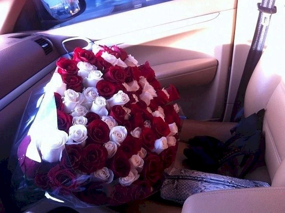 Blumen im Innenraum des BMW e39