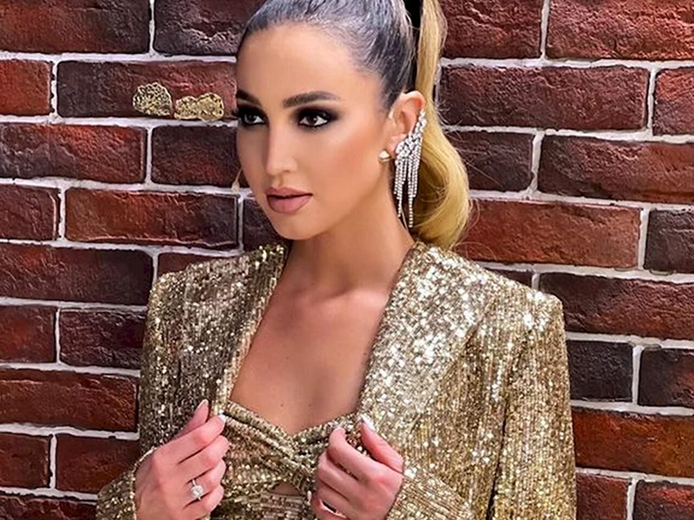 Oliga Buzova