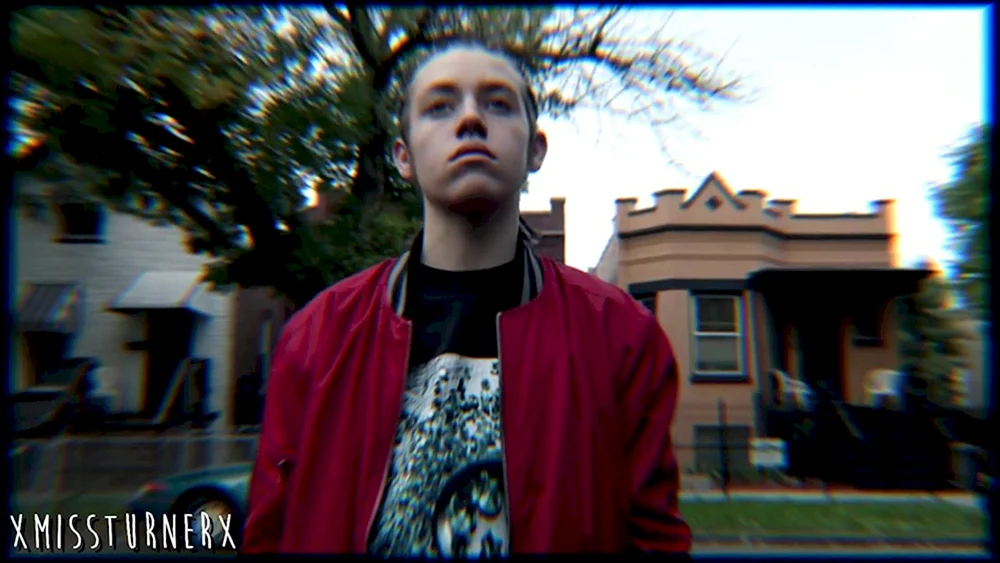 Carl Gallagher Frisuren mit Dreadlocks. Herrenfrisuren