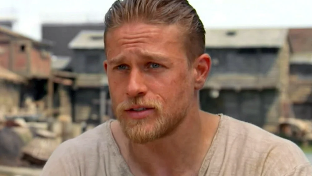 Charlie Hunnam sons of anarchy