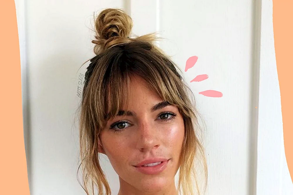 Alexa Chung 2023