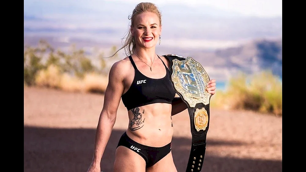 Jugendliche Champion Valentina SchewtschenkoValentina Schewtschenko UFC