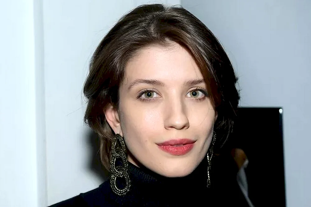 Anya Chipovskaya