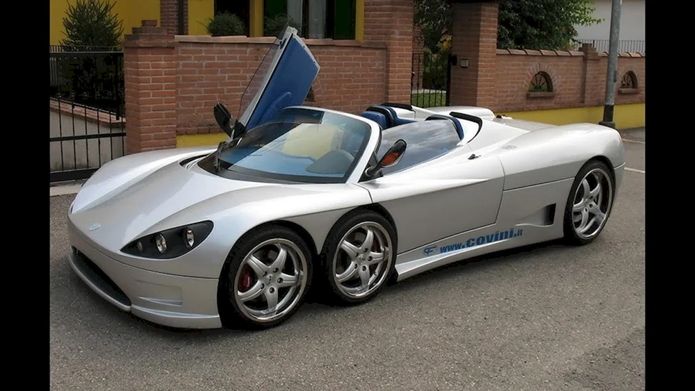 Covini c6w car