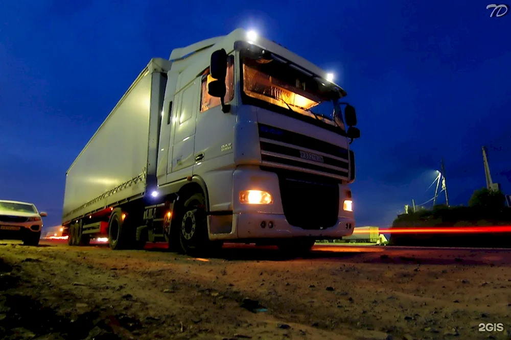 Daf 105 Schwerlastwagen 40