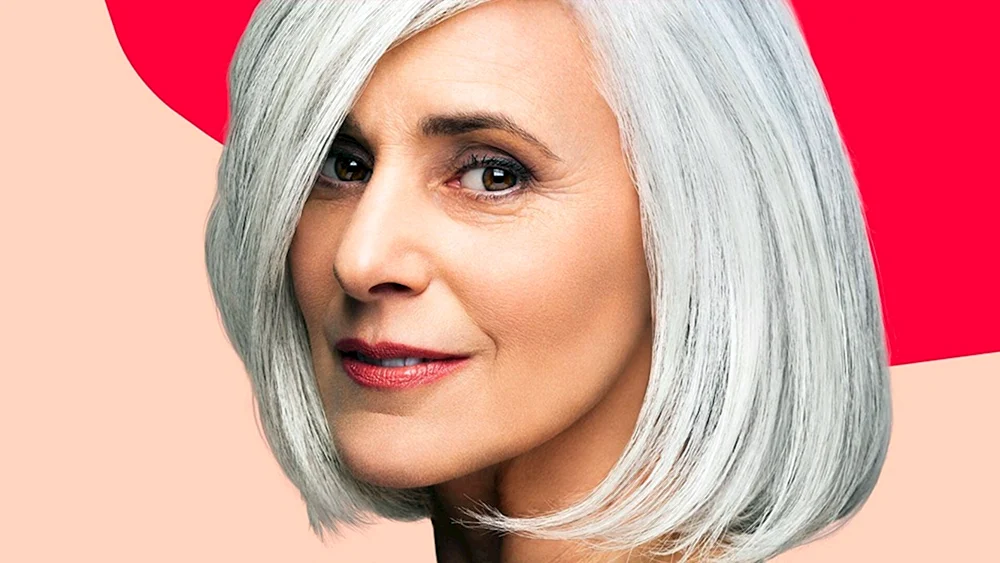 Daphne Hicks Graues Haar
