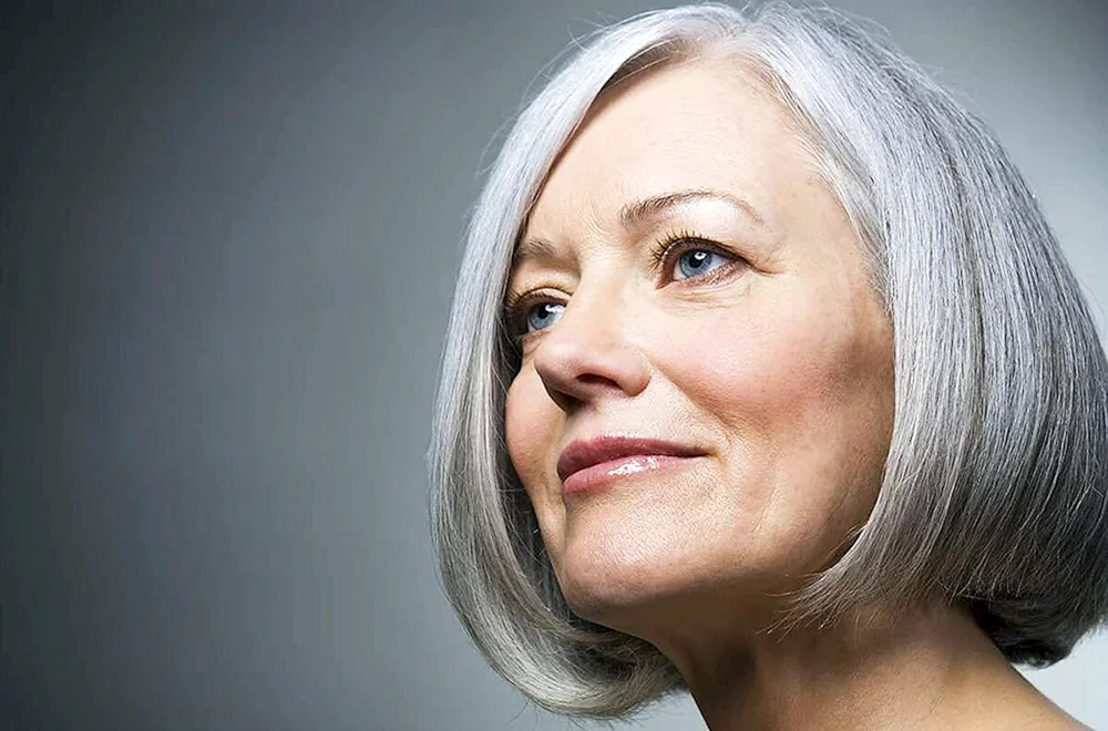 Daphne Hicks Graues Haar
