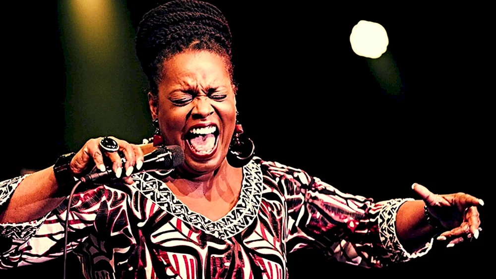 Dianne Reeves