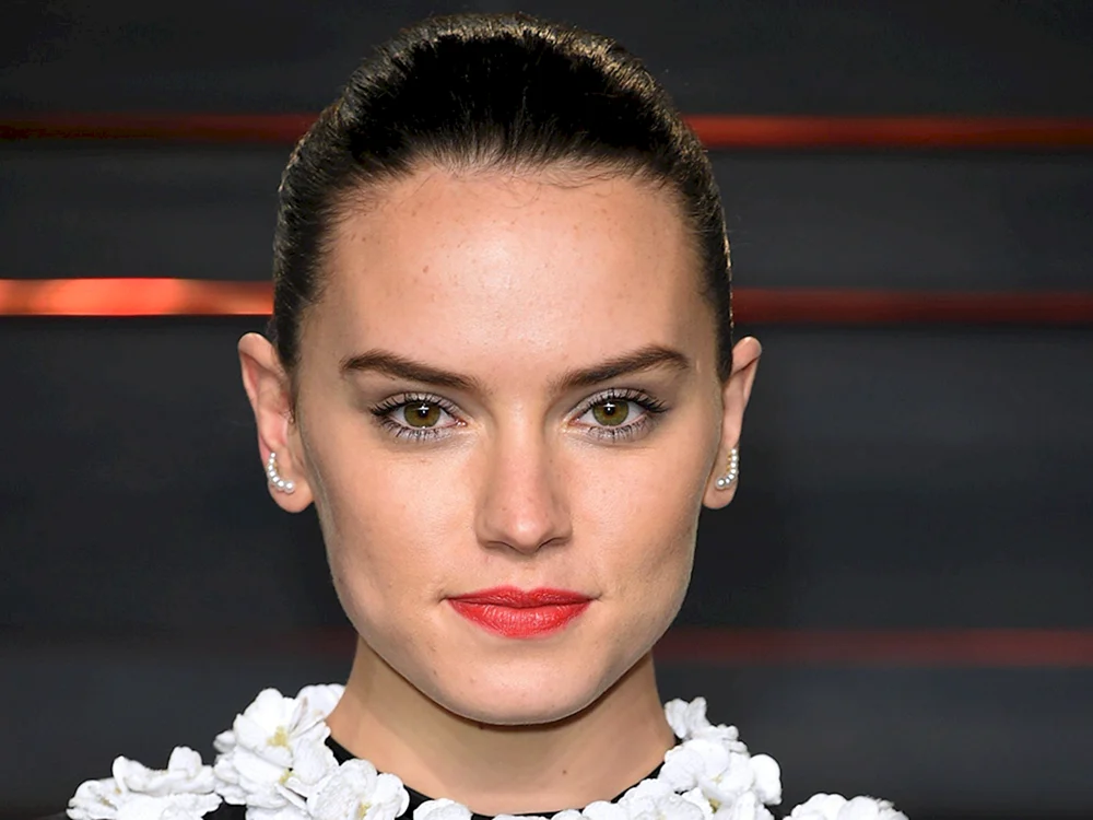 Daisy Ridley Daisy Ridley Daisy