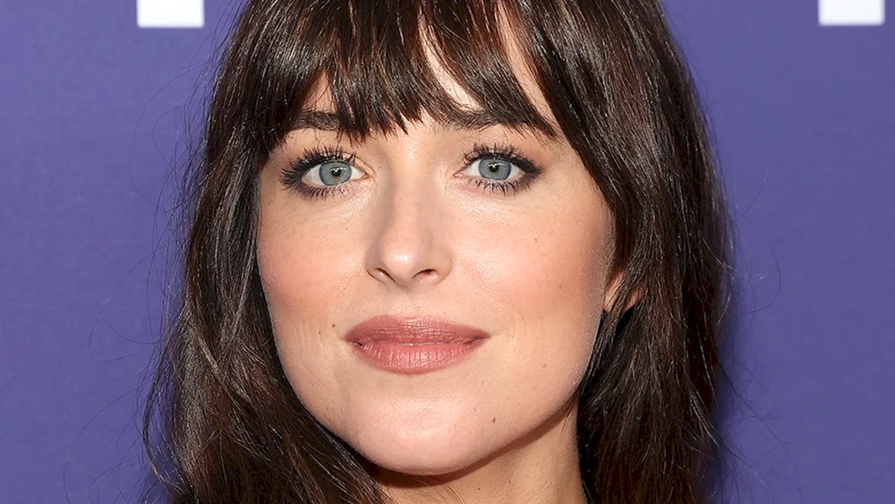 Dakota Johnson Pony