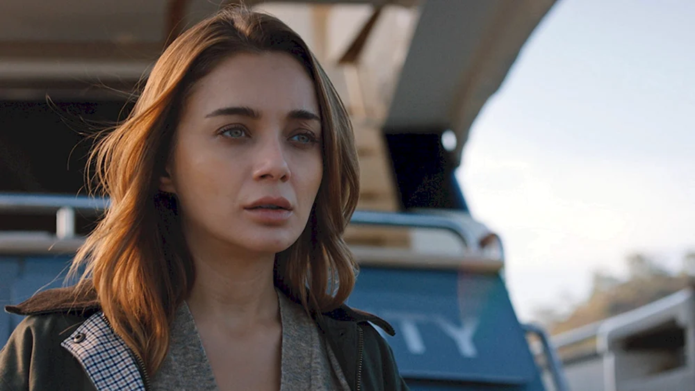Damla Sonmez Serie