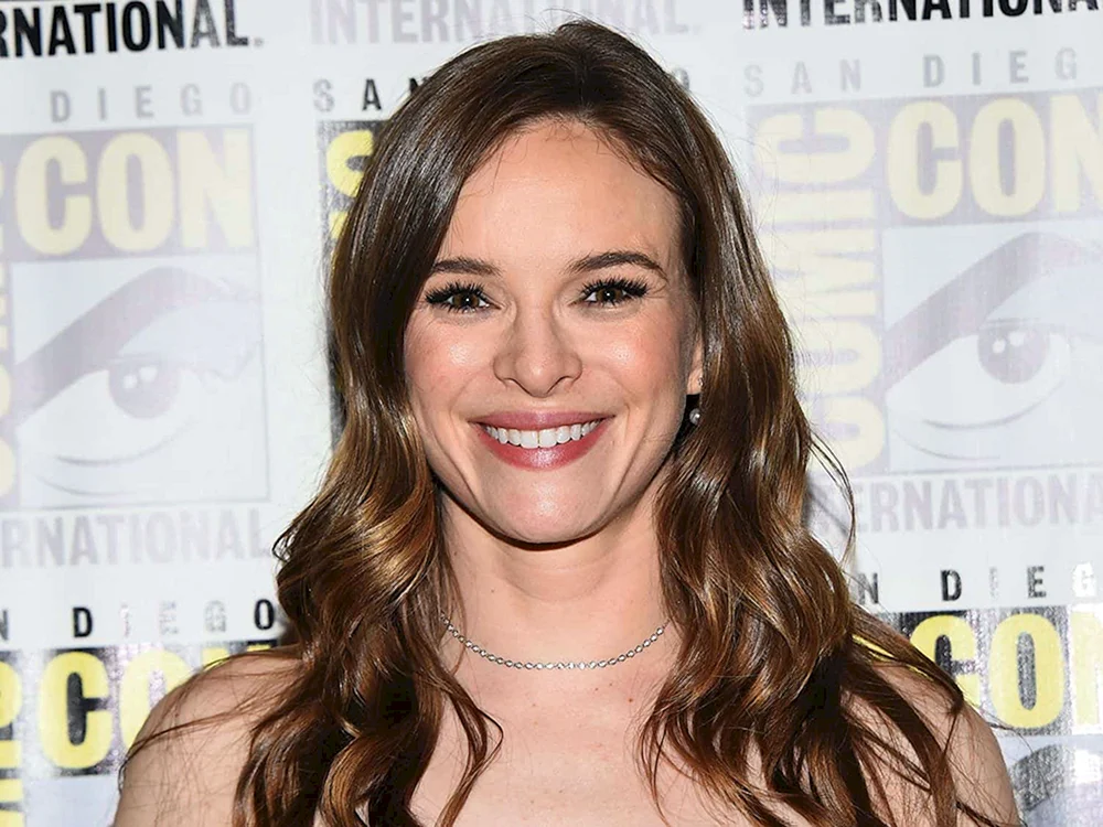 Danielle Panabaker. Flash