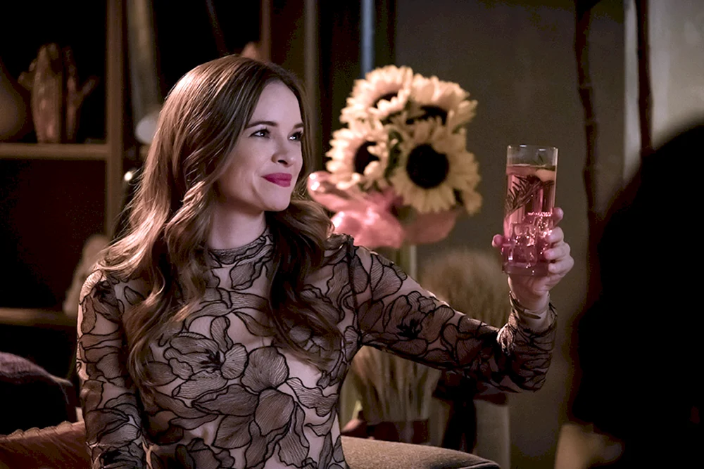 Danielle Panabaker 2022