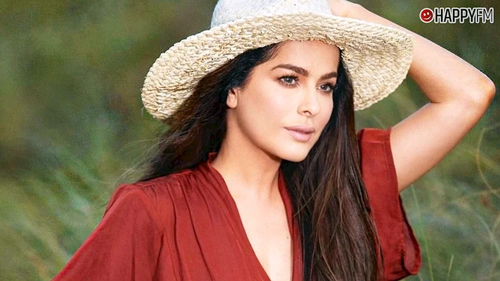 Danna Garcia Danna Garcia